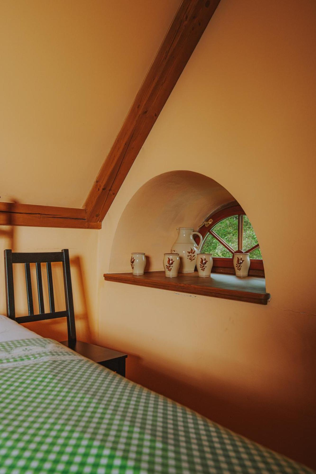 Belsky Dvur Hotel Bely Buitenkant foto