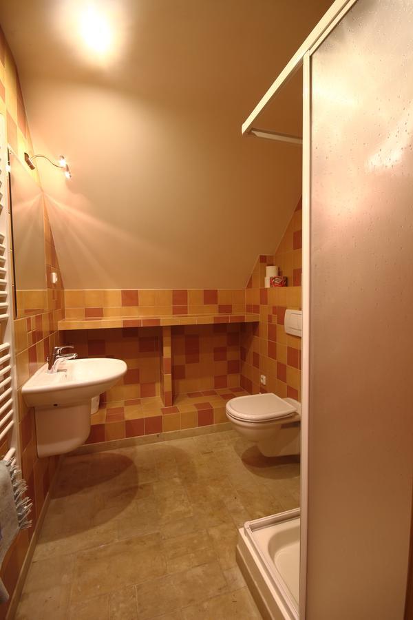 Belsky Dvur Hotel Bely Buitenkant foto